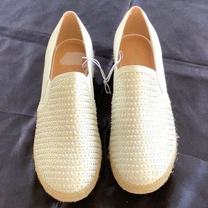 ANDIAMO Women’s Flat Shoes Cream Size 8